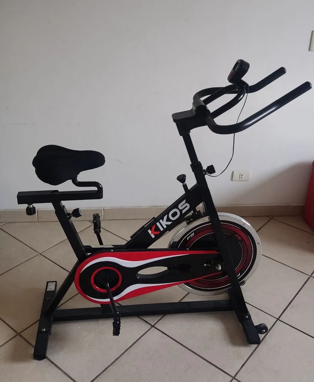 Bicicleta Spinning Kikos F5