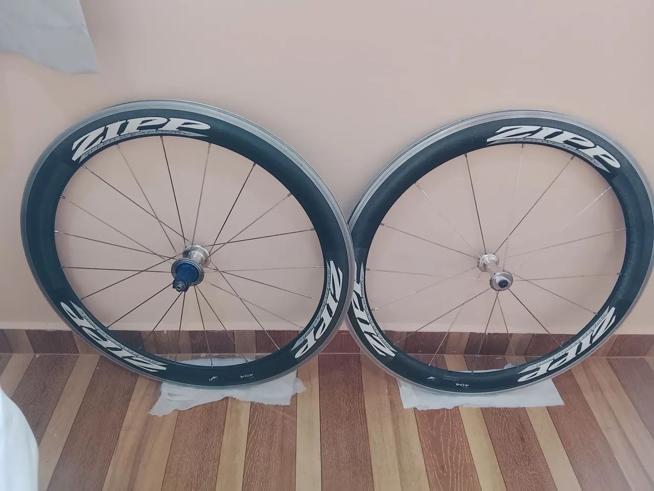Roda zipp 404 clincher(USA)