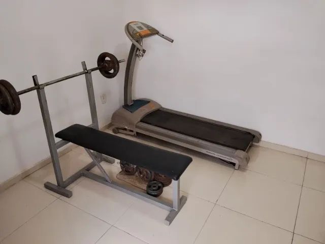 Academia - Aparelhos para exercícios