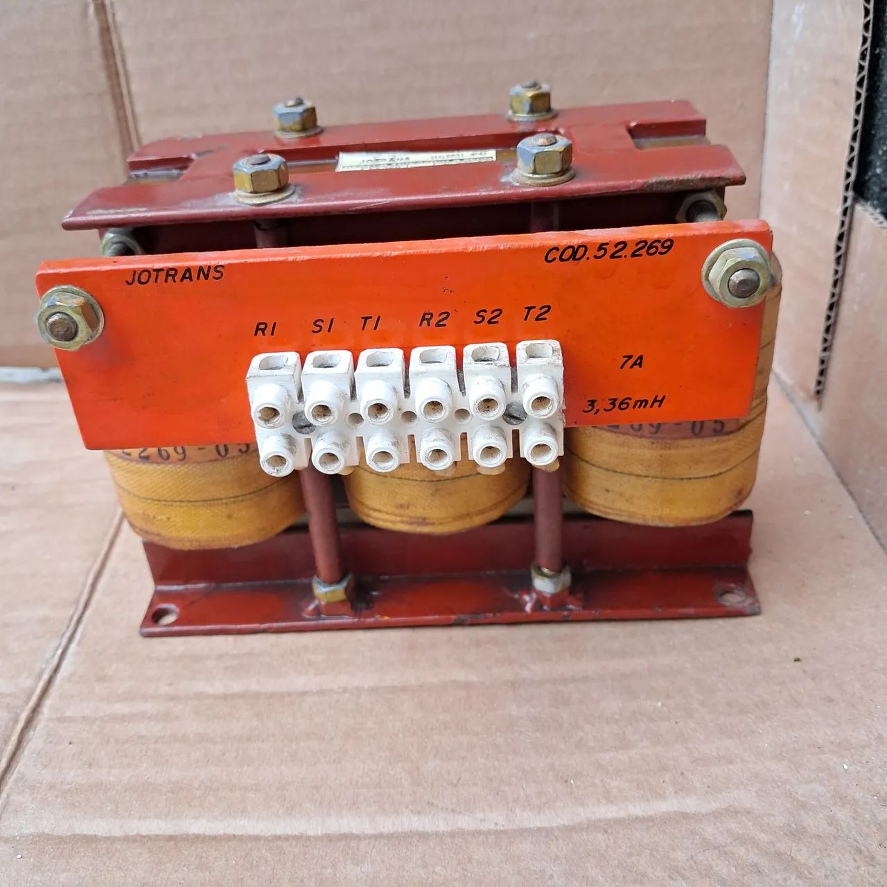 REATORES TRIFÁSICO  - Foto 6