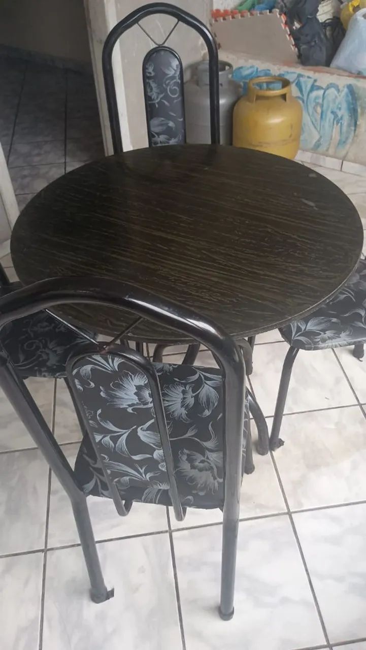 Mesa com pedra de mármore - Foto 2