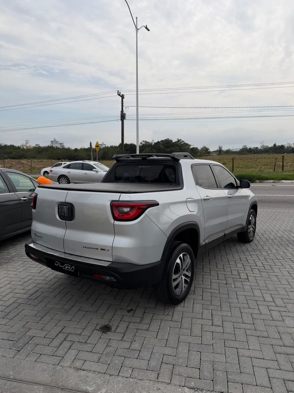 Fiat Toro Freedom 2.4 16V Flex Aut. 2017 - Foto 3
