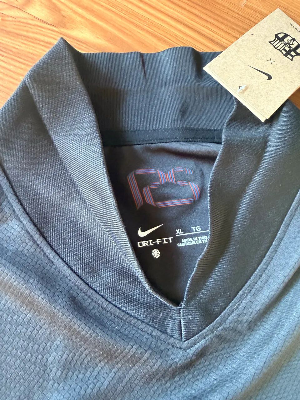 Camiseta Barcelona Black Edition - Foto 2