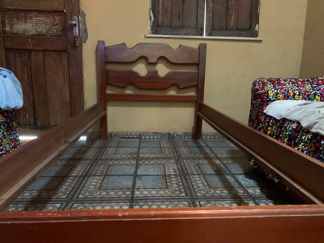 Estrutura de cama de madeira de solteiro e casal  - Foto 2