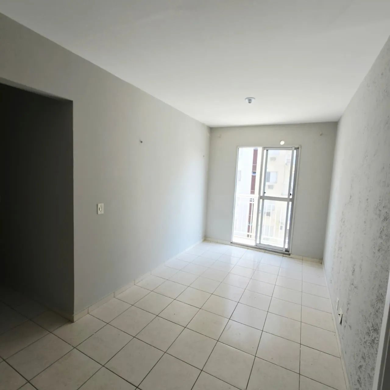 ALUGO APTO NO COND. FIT COQUEIRO 1 COM 2 QUARTOS