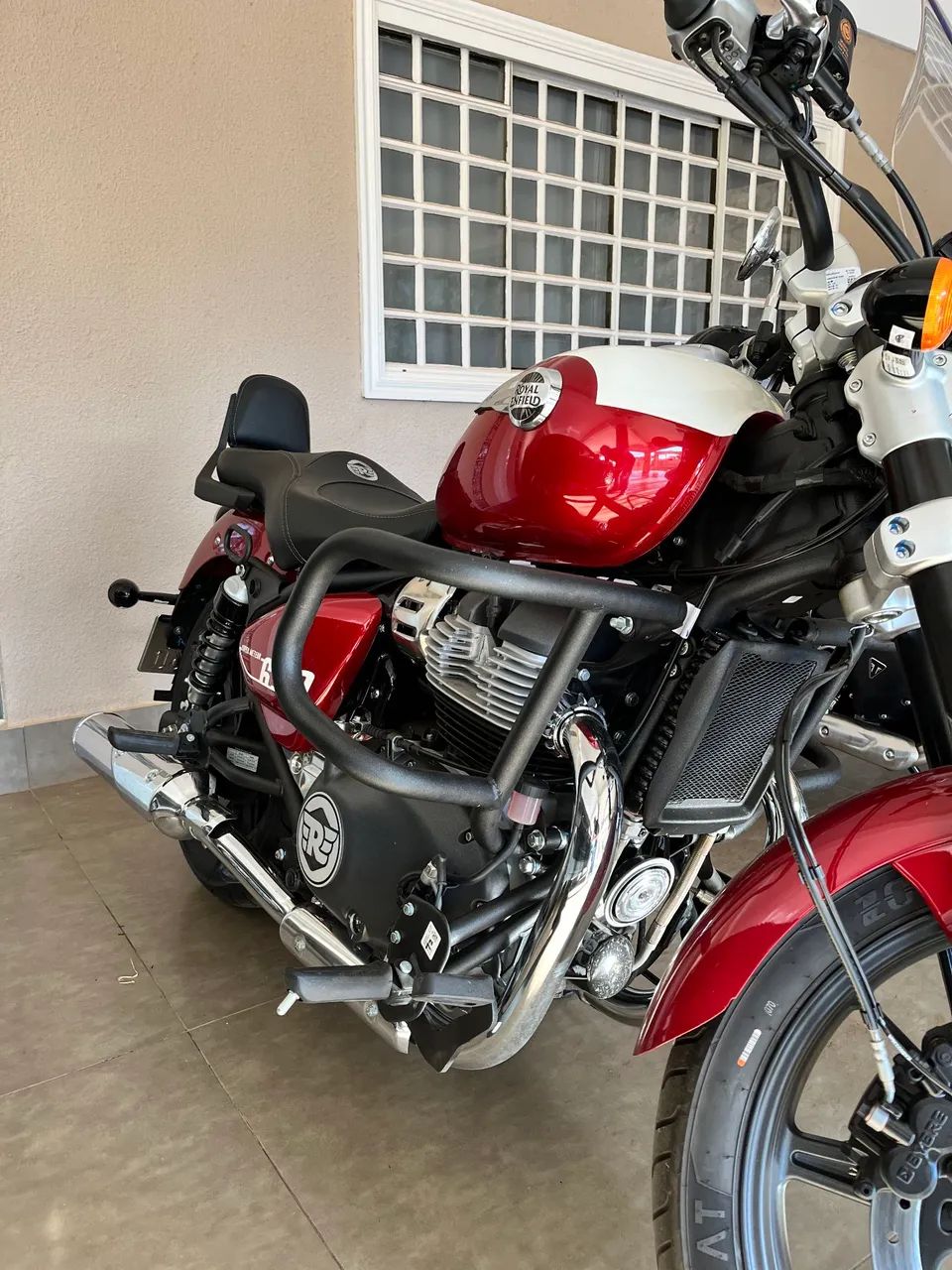 SUPER METEOR 650 - CELESTIAL RED  - Foto 5