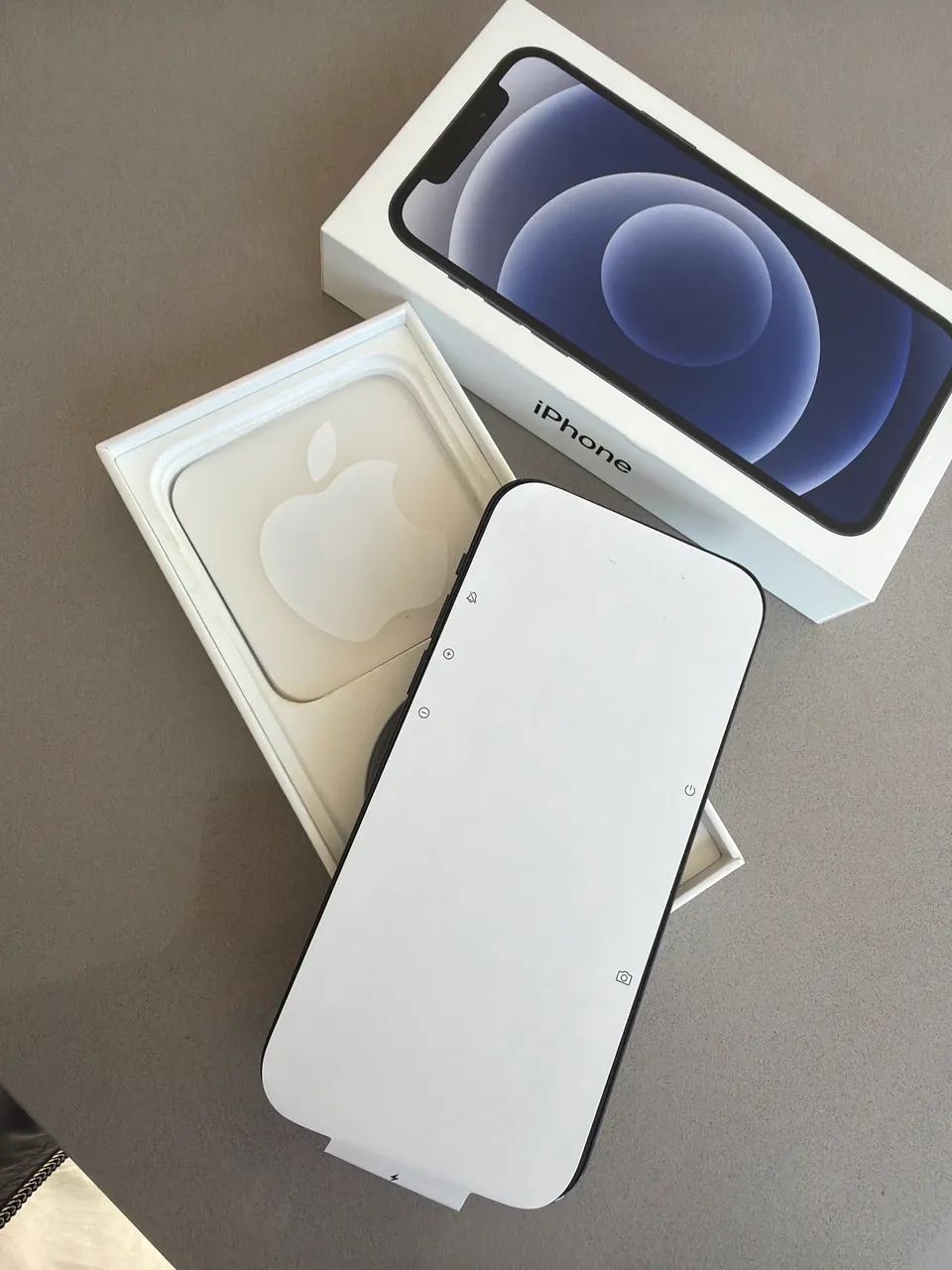 iPhone 12 - Foto 3