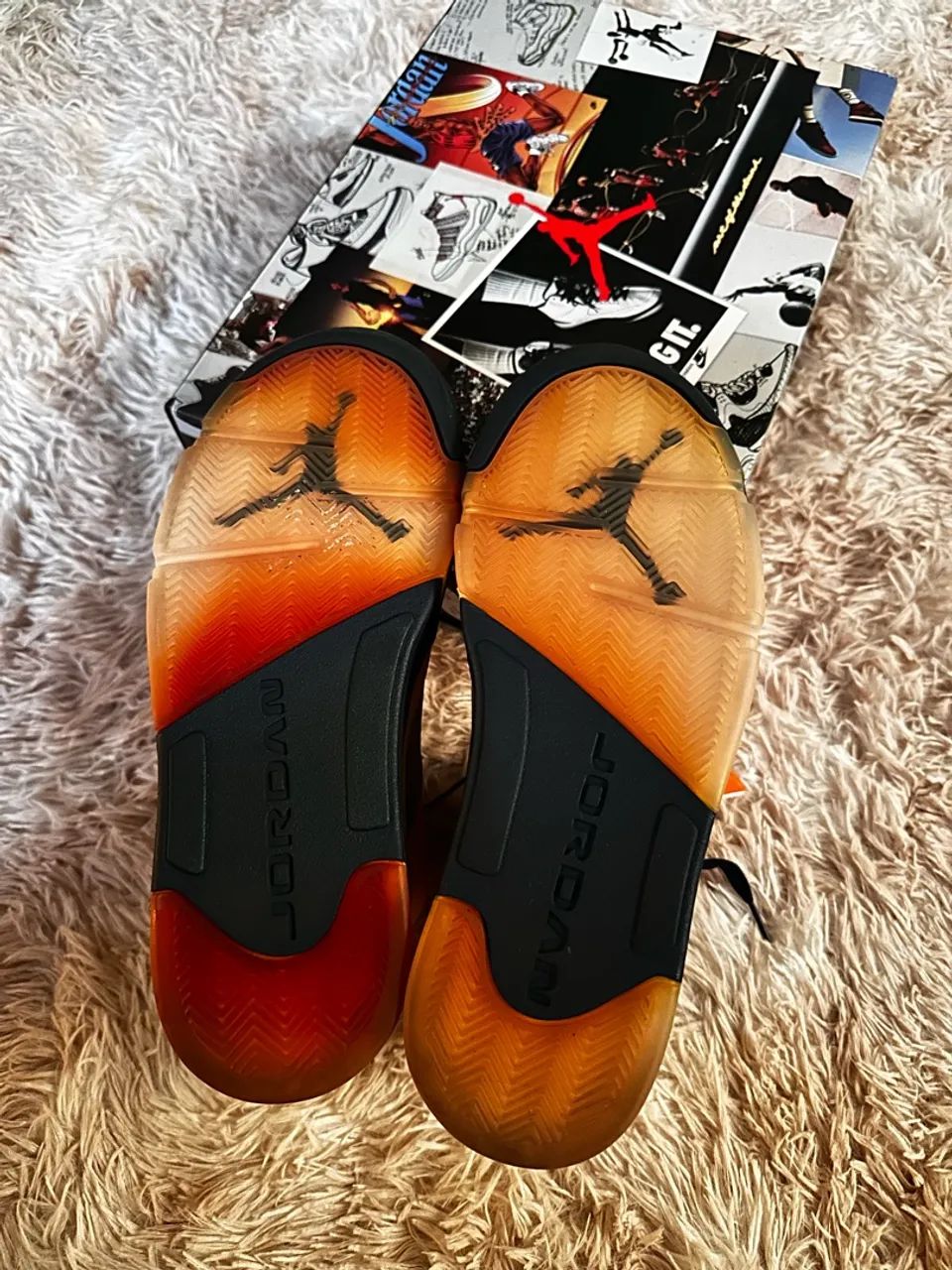 Air Jordan 5 Michigan (zero) - Foto 4