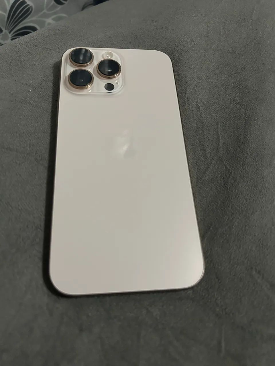 iPhone 16 pro Max super conservado 