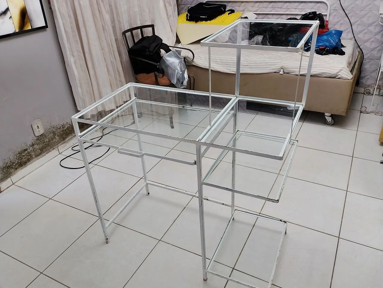 Mesa escrivaninha de vidro  - Foto 2
