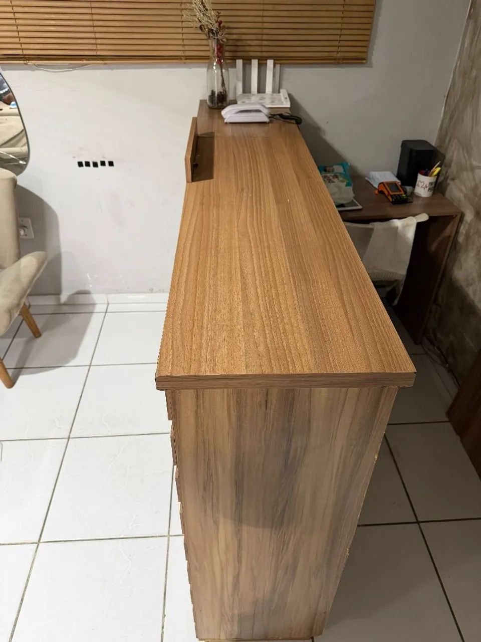 BALCÃO DE ATENDIMENTO COM PRATELEIRAS E GAVETA - Foto 3