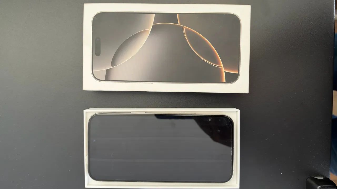 iPhone 16 Pro Max 