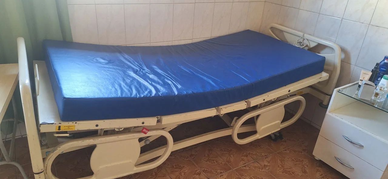 Cama hospitalar elétrica