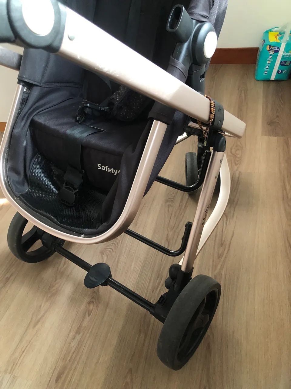 Bebê conforto com base e carrinho de bebê. - Foto 3