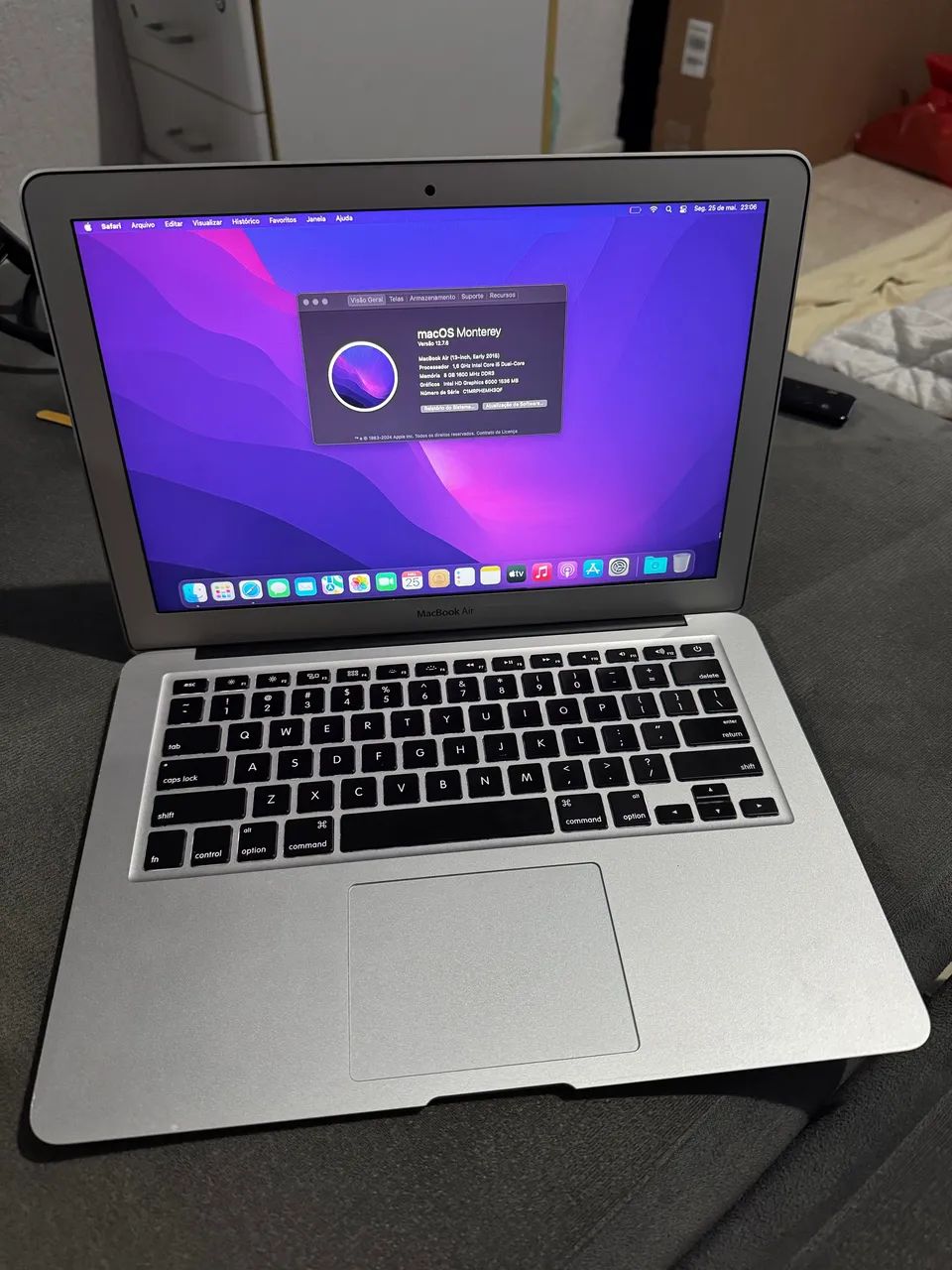 MacBook Air 13 2015 8GB 256GB Perfeito bateria Ótima e sem