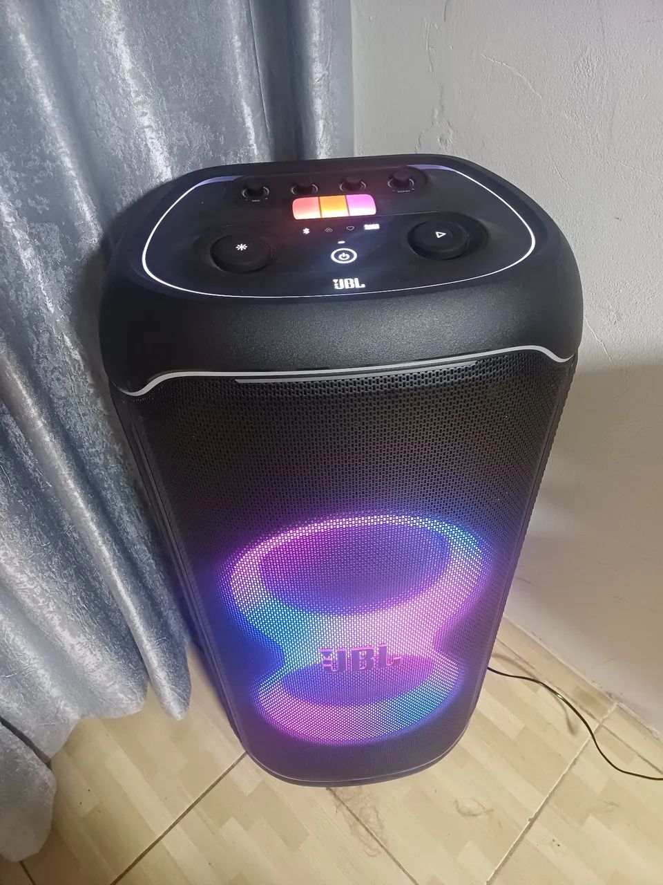 Vendo JBL PartyBox Ultimate 1100 - Foto 3