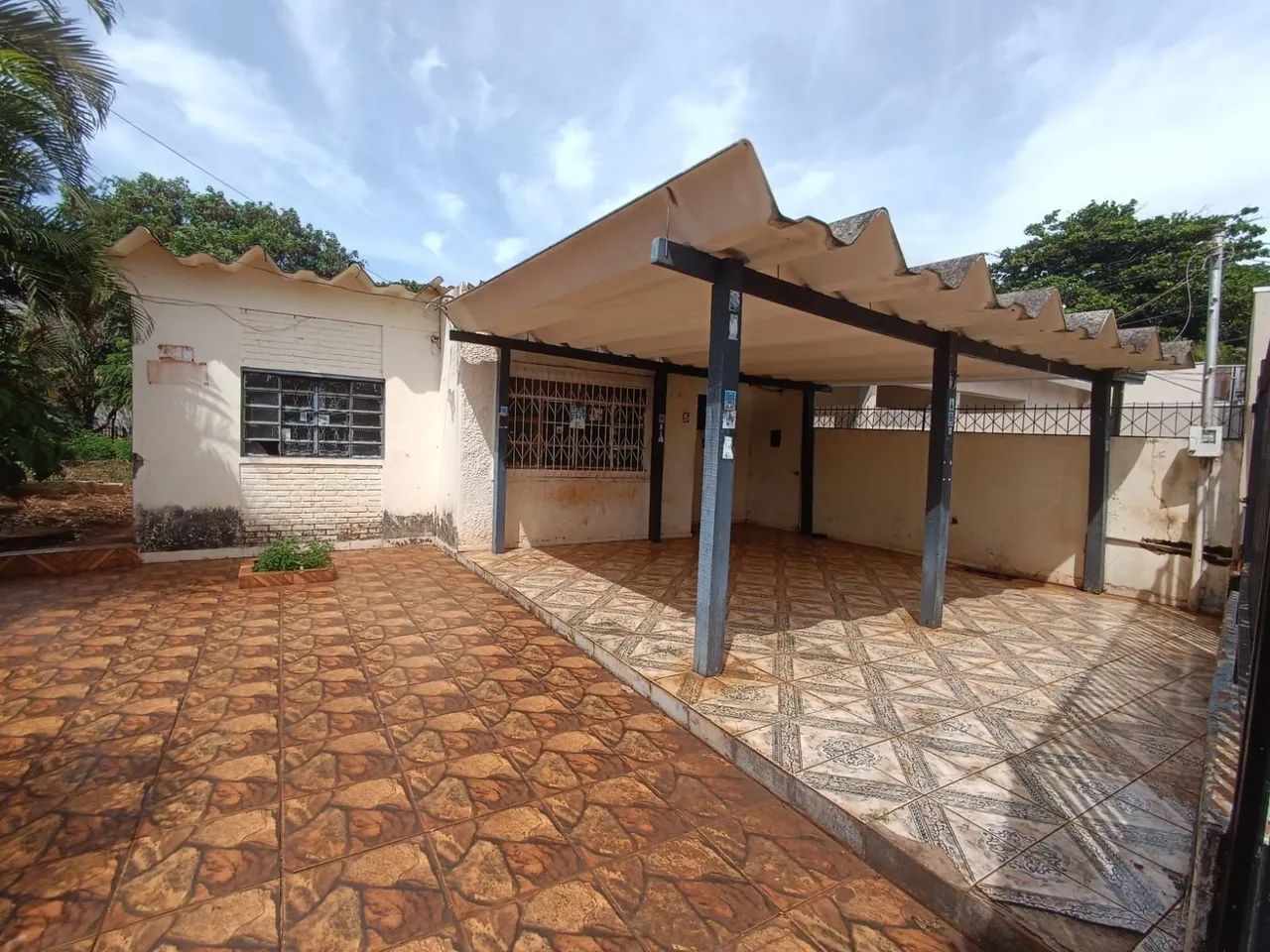 Casa com 497m² de terreno  localizado na área central  - Foto 4
