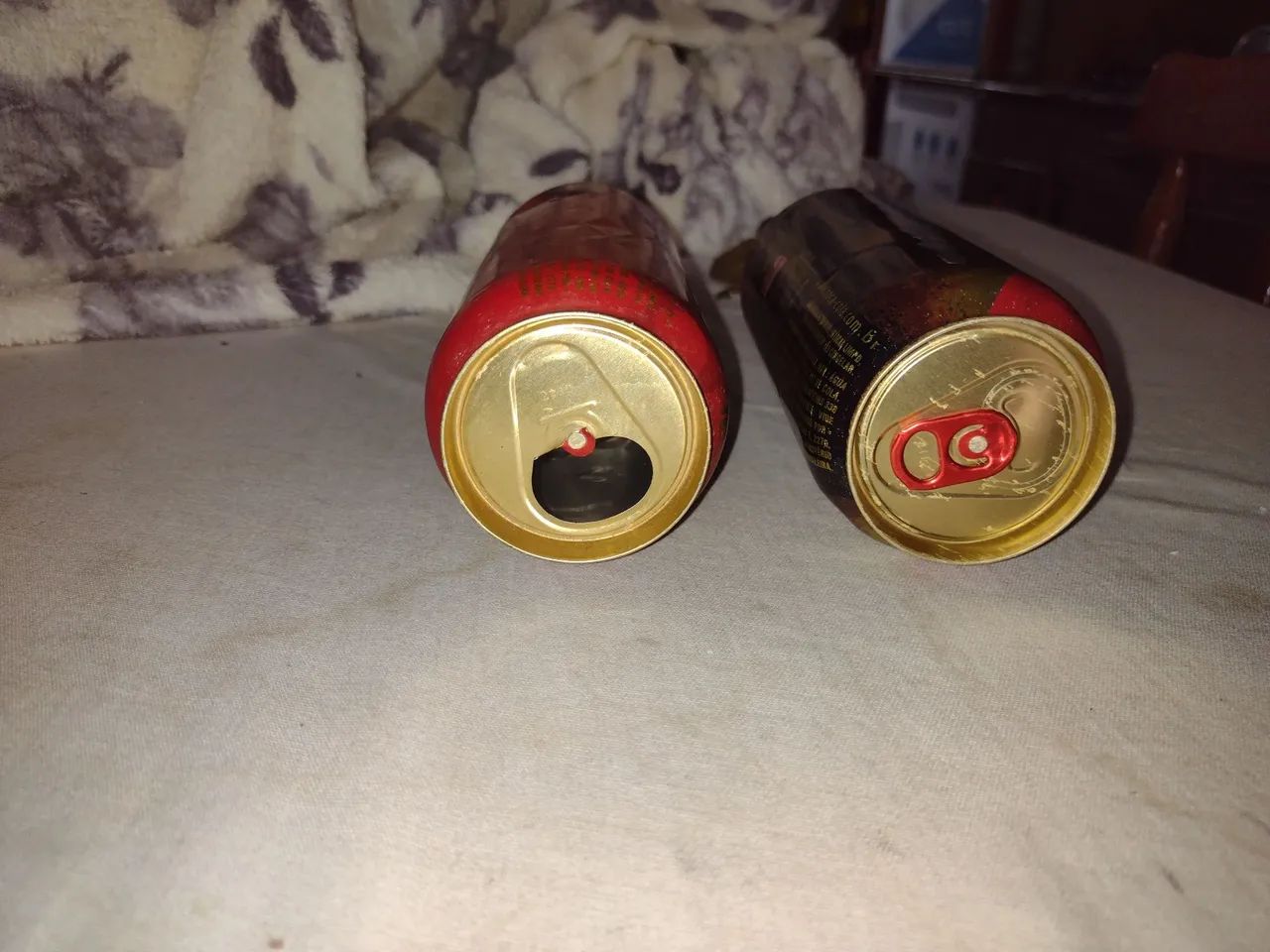 Lotes de duas latas coca cola pele - Foto 2