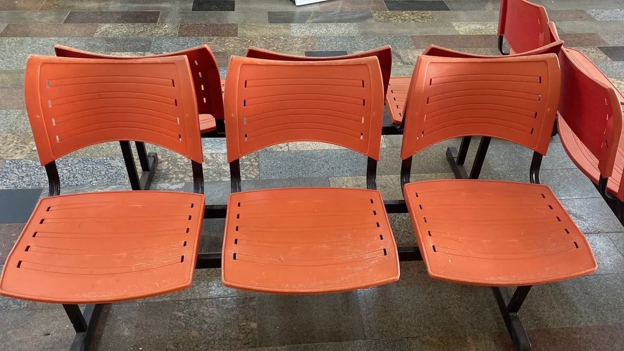 Cadeiras para salão de loja 