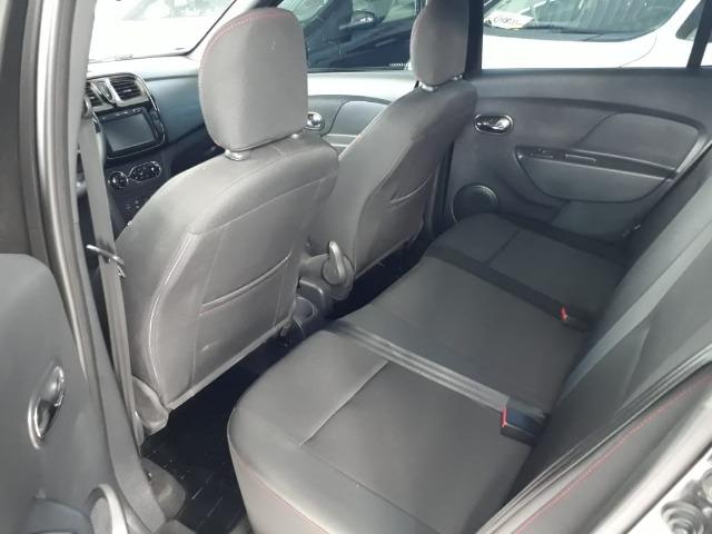 Renault Sandero - Foto 10