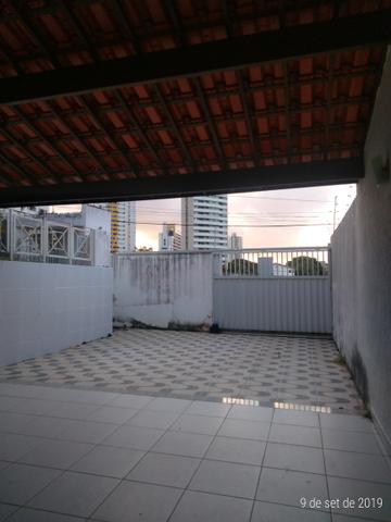 Vendo bela casa localizada em Ponta Negra - Foto 5