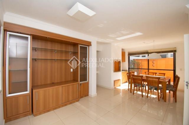 Apartamento para alugar com 3 dormitórios em Petrópolis, Porto alegre cod:307500