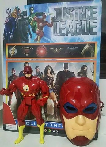 Boneco Flash Musical 25cm com Mascara Liga Da Justiça - Foto 6