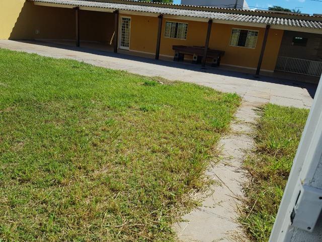 Lote na rua do Jóquei! 400m², casa com 02 quartos de fundo - Foto 2