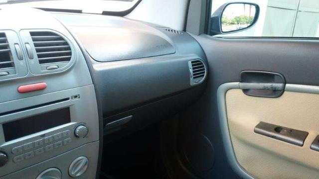 Chery Face 1.3 2011 Completo + Faroletes e Freios ABS, Excelente Estado de Conservação - Foto 11