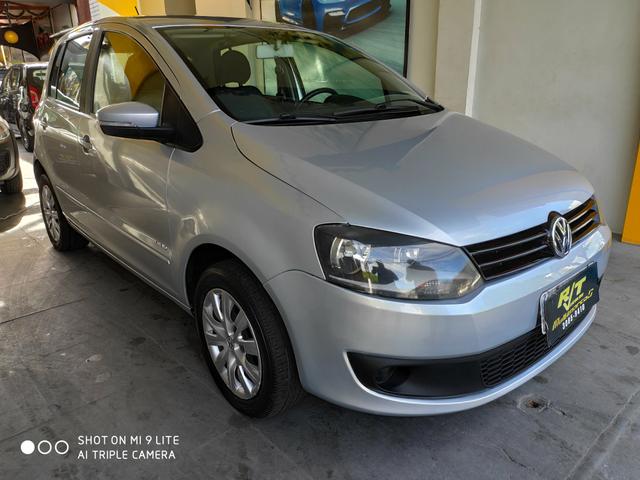 Lindo fox trend 1.6, carro muito novo vale a pena conferir