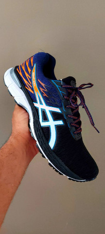 tenis asics primeira linha