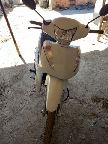 MOTO BIZ 125 COMPLETA