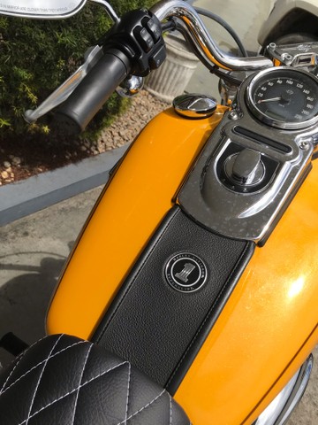 HARLEY DAVIDSON DYNA SUPER GLIDE