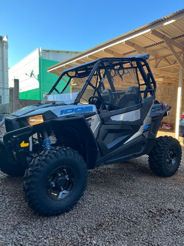 UTV Polaris RZR S1000 EPS 4X4