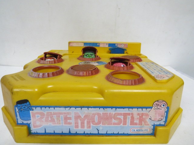  Brinquedo antigo glasslite  batemoster