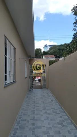 Casa para aluguel com 144 metros quadrados com 3 quartos em Centro - Jacareí - SP