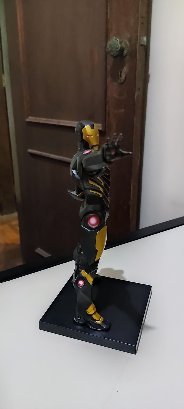 Homem de Ferro - edição especial armadura preta (ArtFX + / 1/10) Marvel Now - Kotobukiya  - Foto 2