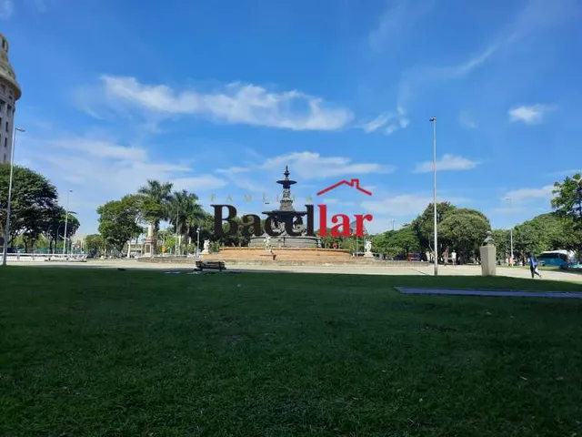Apartamento - Padrão / Residencial / Centro