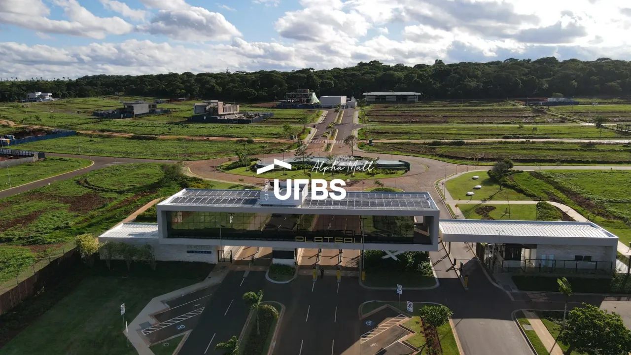 Plateau D'or Unique! (o da primeira portaria). Terreno com 638 m², próximo das quadras de 