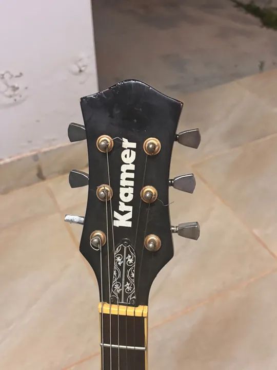 Guitarra Les Paul Kramer importada lindo timbre  - Foto 5