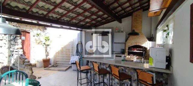 Casa Linear - Piscina - Churrasqueira - grande área externa com living room - 3 quartos se - Foto 5