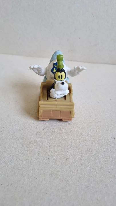 Lote bonecos Mc Donald's  - Foto 2