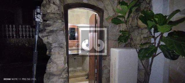 Casa Linear - Piscina - Churrasqueira - grande área externa com living room - 3 quartos se - Foto 8