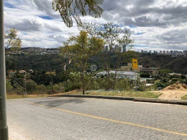 Vale dos Cristais - Lote / Terreno à venda na Anuar Donato