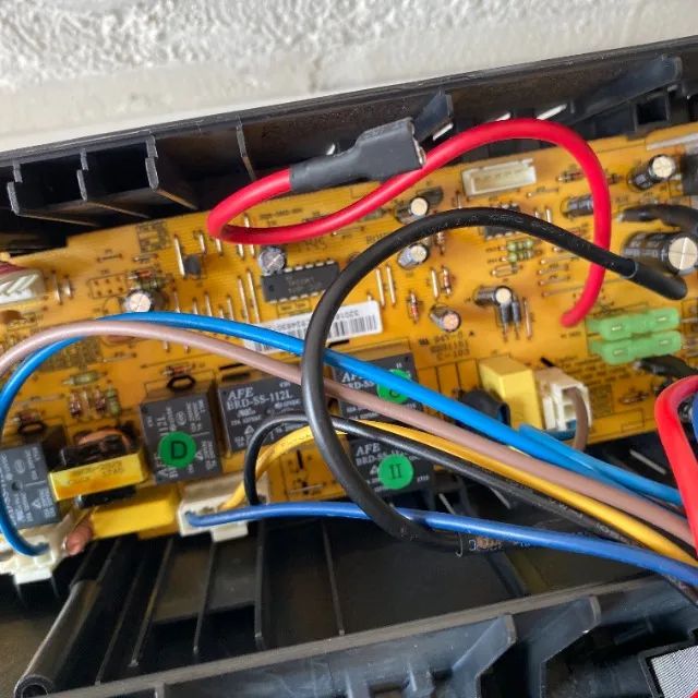 C196 Nobreak Interativo Monovolt Intelbras Xnb 720va 220v usado