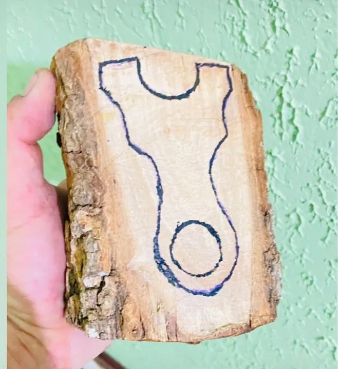 Estilingue artesanal de madeira - Foto 2