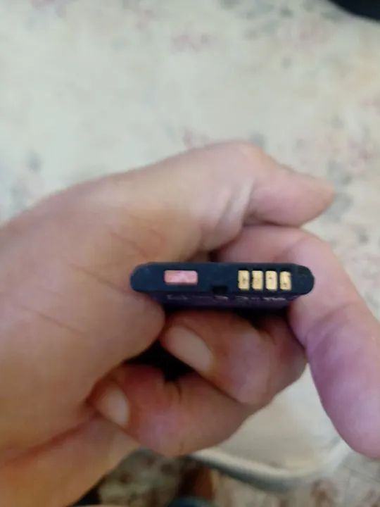 Vende-se Black Berry bateria  - Foto 4