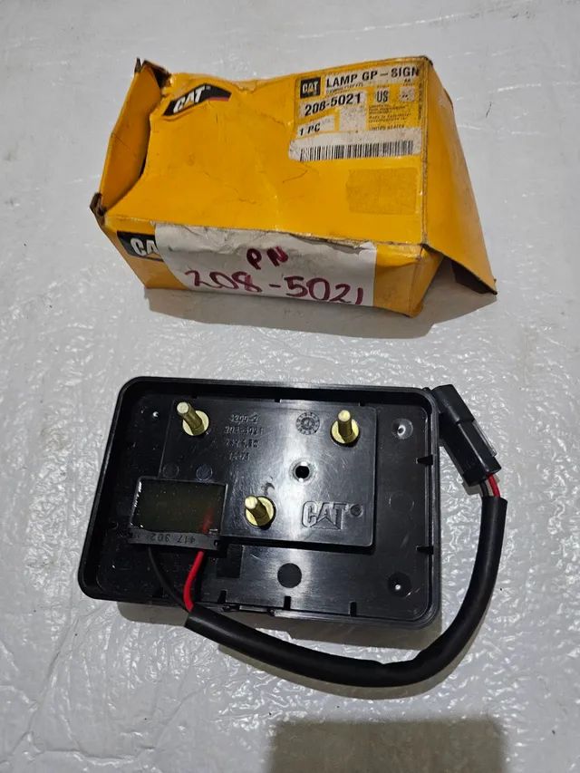 Caminhão fora estrada pa carregadeira caterpillar lanterna sinal nova original 2085021 - Foto 4