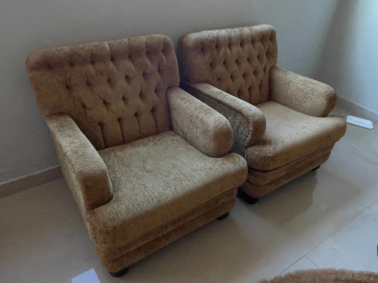 Conjunto sofá 4 lugares e 2 poltronas anos 80 divido 3x sj - Foto 4