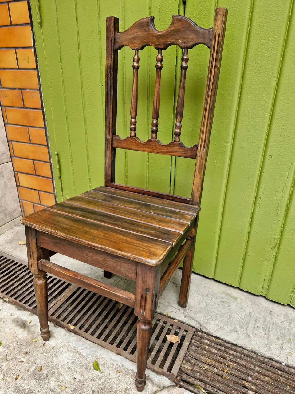 Cadeira antiga